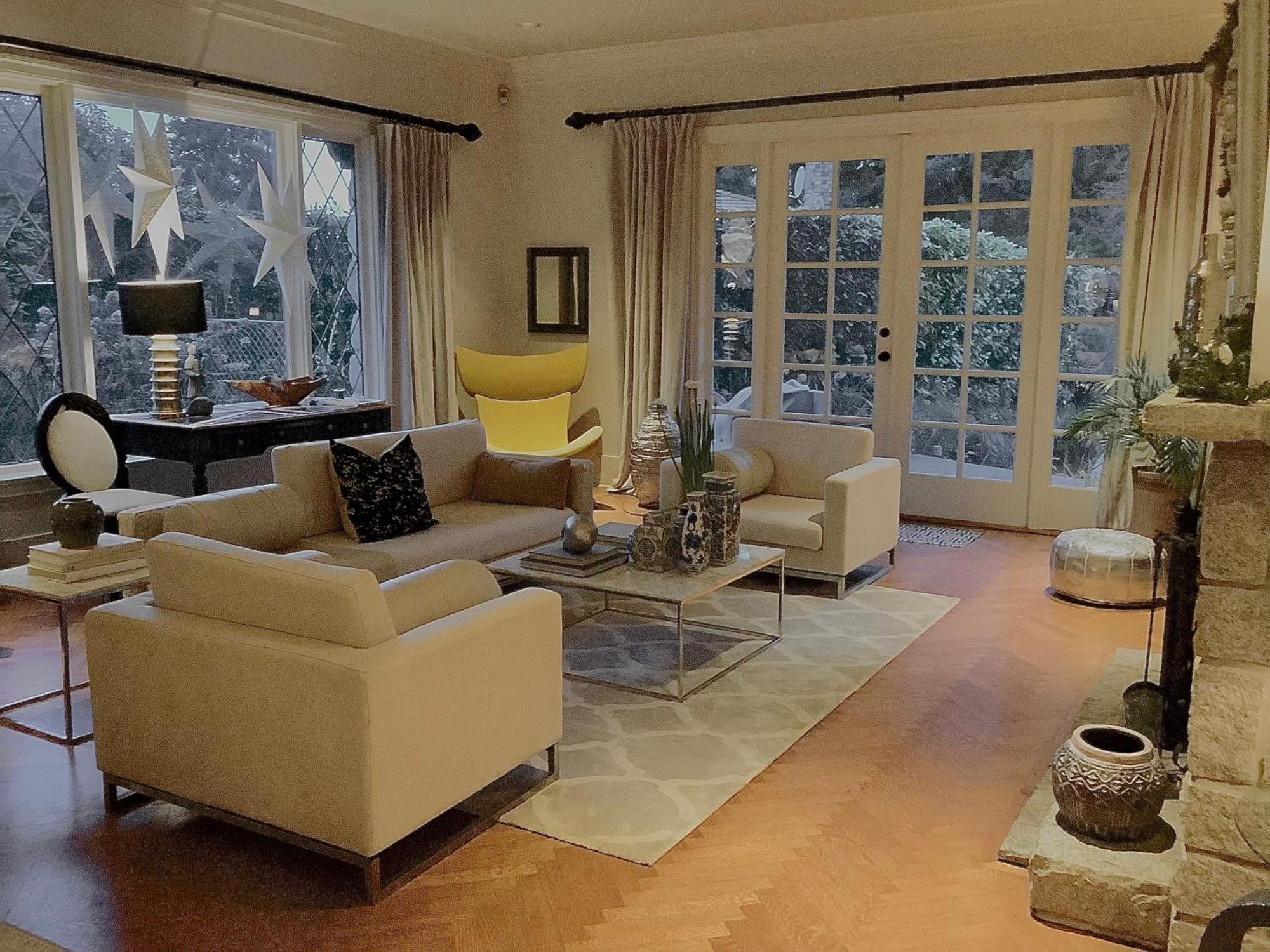 Suite Smart West Vancouver Buitenkant foto